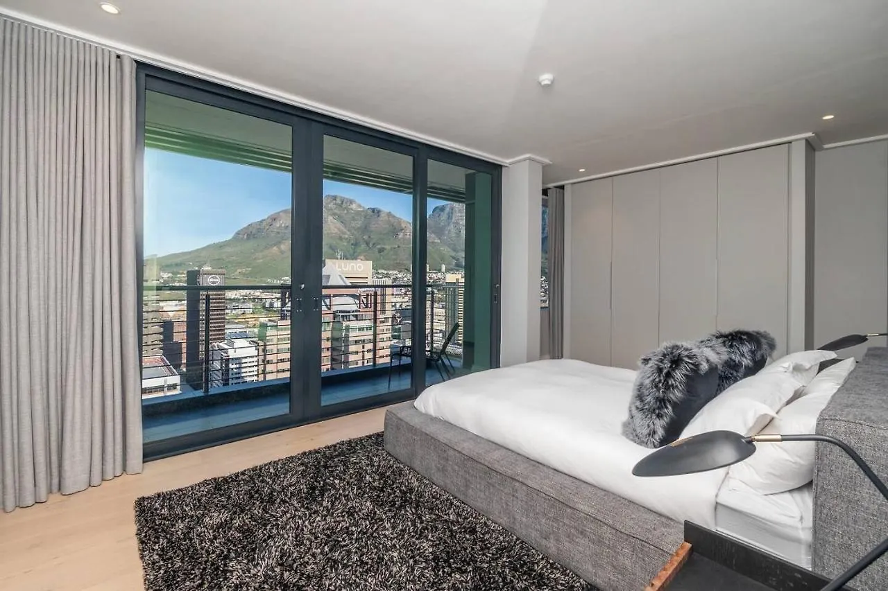 Elevated Elegance - Cape Town Apartment 0*,