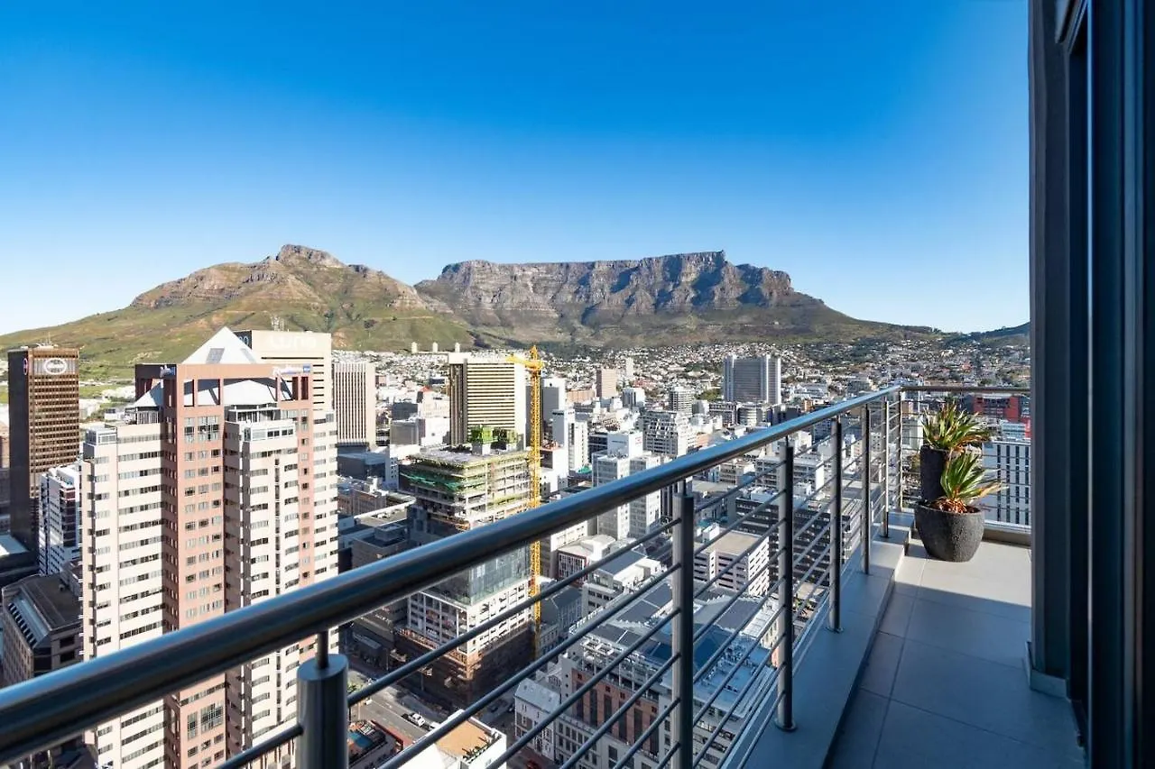 Elevated Elegance - Cape Town Apartment