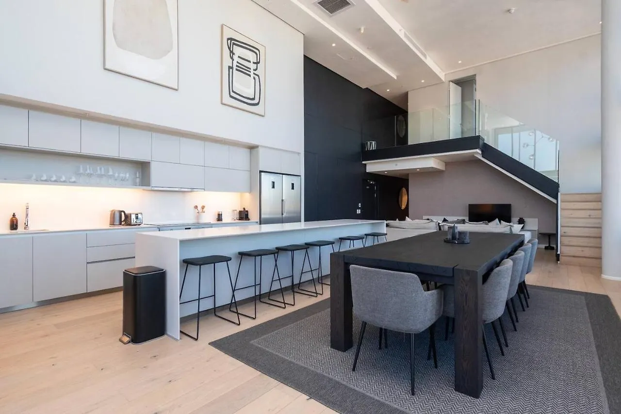Elevated Elegance - Cape Town Apartment